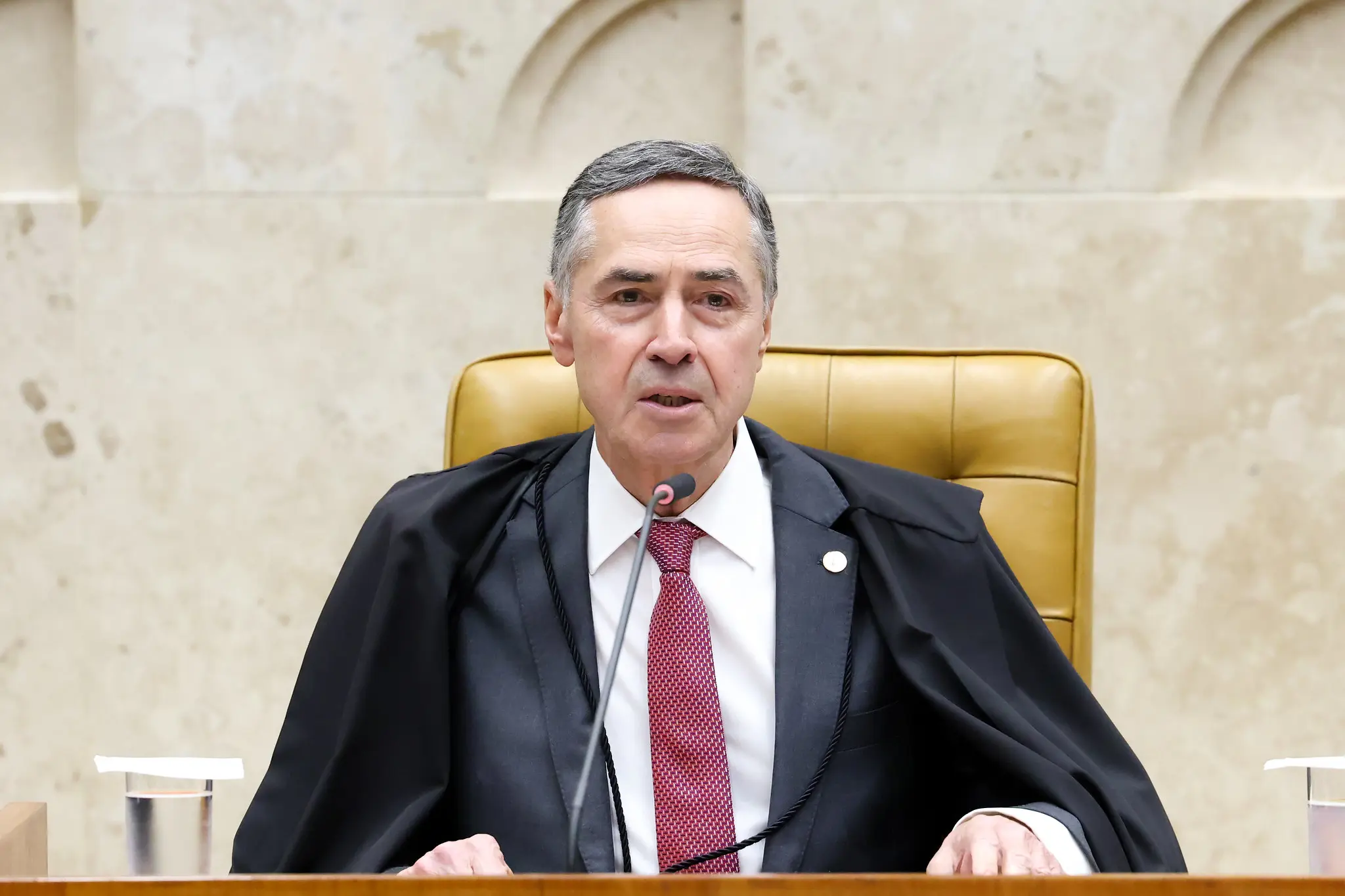 6 afirmações contestáveis da nota de Barroso à revista The Economist sobre a atuação do STF